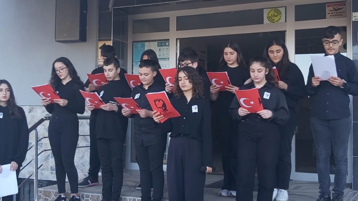 Okulumuzda 10 Kasım Atatürk'ü Anma Programı Düzenlendi.